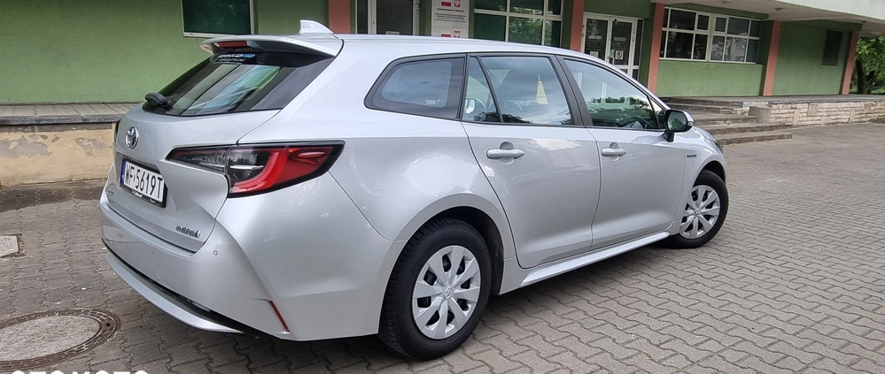 Toyota Corolla cena 64999 przebieg: 149000, rok produkcji 2019 z Radom małe 379